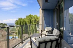 Lakeview Luxury