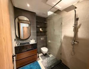 Guéliz Luxury Residence, Pools and Gym