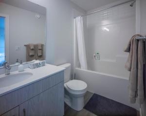 Spacious 3BR Escape, Near Henday, Full Amenities