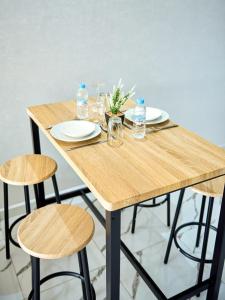 Cozy & ensoleillé, sans vis à vis à 5 min des gares