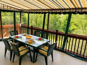 Le Chalet du Perdrix-Près de Saint-Sauveur-Laurentians Haven