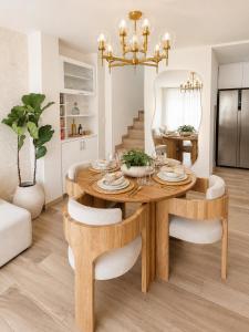 3 Suites King Laureles La 70