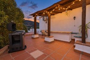 Countryside Escape Just Minutes from the Coast