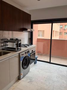Appartement au centre-ville avec piscine