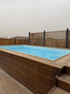 Appartement au centre-ville avec piscine