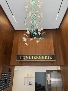 Appartement au centre-ville avec piscine
