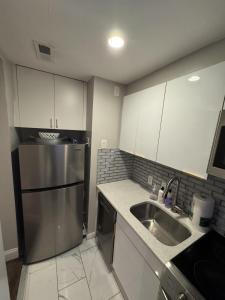 Spacious 2BR in Center City Walk to Everything