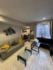 Spacious 2BR in Center City Walk to Everything