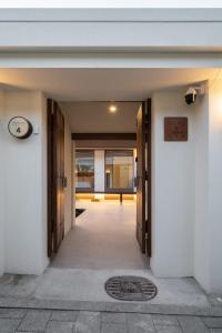SAGYEWON - Jongno Private house with 3 rooms, 2 bathrooms, Yard and Jacuzzi