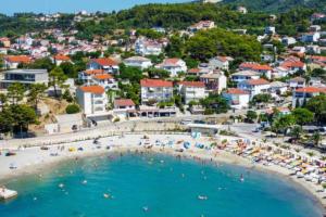 Rab Coastal Retreat - 3 Bedrooms