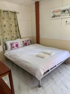 K Khan Private Garden Home - Chiang Khan Walking Street