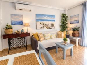 NEW Sunshine Apartment with pool