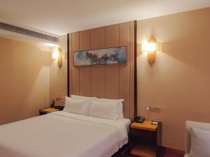 AOTIAN Hotel and Casino