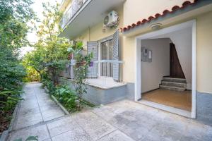 Ευρύχωρο άνετο διαμέρισμα στο Χολαργό