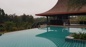 Poochommhok Resort