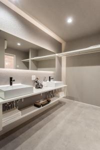 西九条 Villa deLuxe - 高端设计奢华2卧一户建 可住6人 USJ电车5分 极致舒适体验