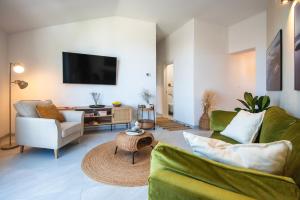 Arco - Elegant New Apartment - Free Parking