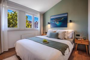 Arco - Elegant New Apartment - Free Parking