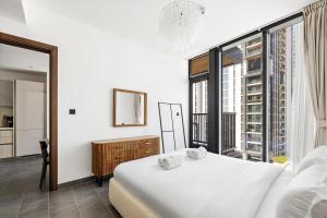 Stylish 1BR at The Crest Sobha Hartland with Premium Amenities