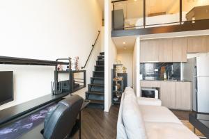 Luxury Loft Duplex 5 mins to BTS Fast Wi-Fi