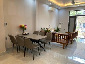 Lanies House Villa & Homestay Hue