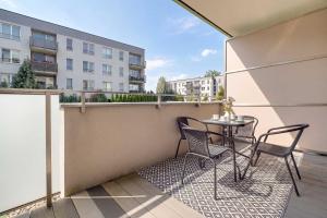 Przestronny Apartament z Tarasem by Noclegi Renters