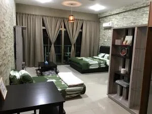 Palazio CASA - 哥打丁宜