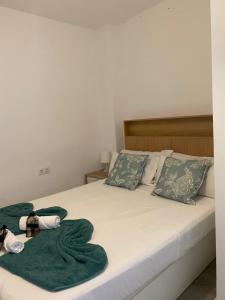 Pedregalejo Home: Near Beach, AC and Workspace