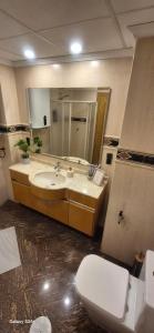 Habitacion privada con baño compartido cerca Alicante centro