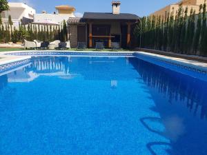 Villa, Elegancia junto al Mar con Piscina privada