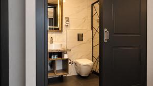TALLES CITY HOTEL