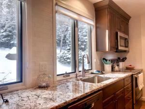 Completely Renovated Bretton Woods Accommodation for a Weekend Getaway in New Hampshire