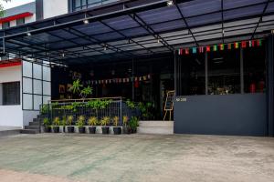 Collection O near Cihampelas Walk formerly De Parleys Rooms