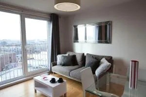Watford Centre - Luxury Penthouse - Watford