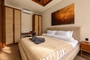 Elegant 3BR Pool Villa Garden Sanur