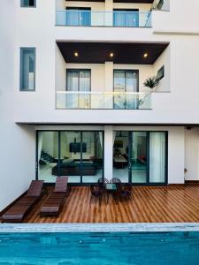 Cham Luxury 9BR Beach & Mountain Villa
