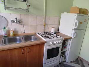 Stary Mokotów blisko metra Nie ma wynajmu długoterminowego najdłuższy to 2 tygodnie