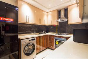 Stylish 1BR Apartment in Elite Downtown Residence