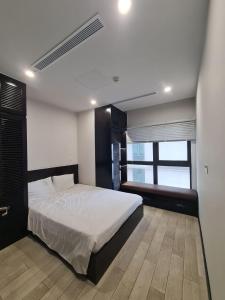 Căn hộ 2PN view biển GOLD COAST - 2bedroom seaview apartment
