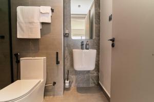 Adulite Luxury Stays 15