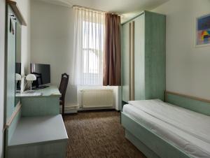 Lipa, Hotel & Bistro