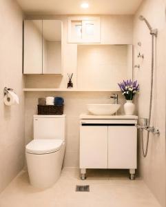 6 minutes by subway from central Seoul, 3-room private house, close to Namsan, Myeongdong, Dongdaemun, Apgujeong, and Seongsu