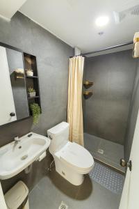 Elegant 1BR in Avida Towers with Netflix & Pool