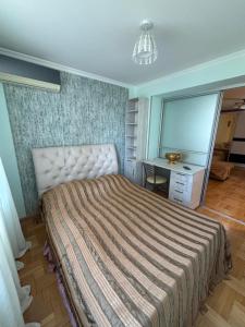 Cozy & Bright 2BR Apt, Fully Equipped Kitchen