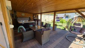 Anna Apartman