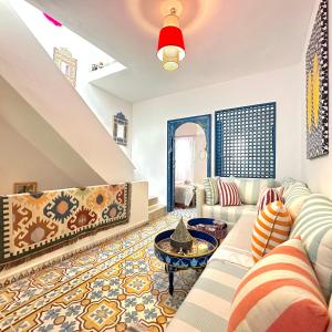 Entire kasbah House With Rooftop - AC - Fast WIFI