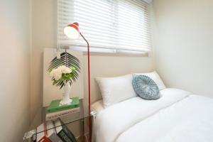 Gyeongbokgung 9min ㅣ 3BR 2Bath ㅣ 4 Queen Beds Sleeps 8