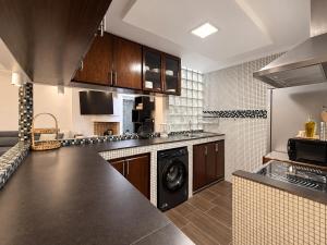 The Atrium, 1BR by Rond-Point des Sports, Bourgogne