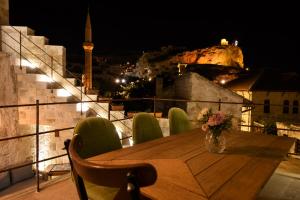la mar cave cappadocia