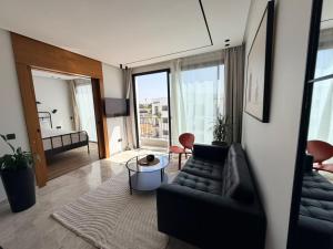 VISTA BLANCA - Tram 1 min away - Free Parking